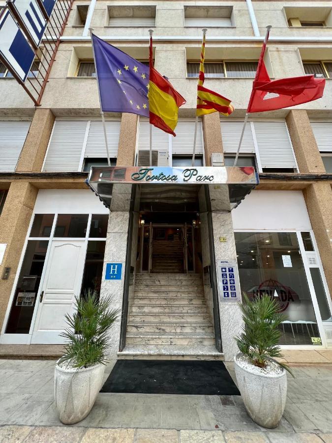 Hotel Tortosa Parc Exterior foto